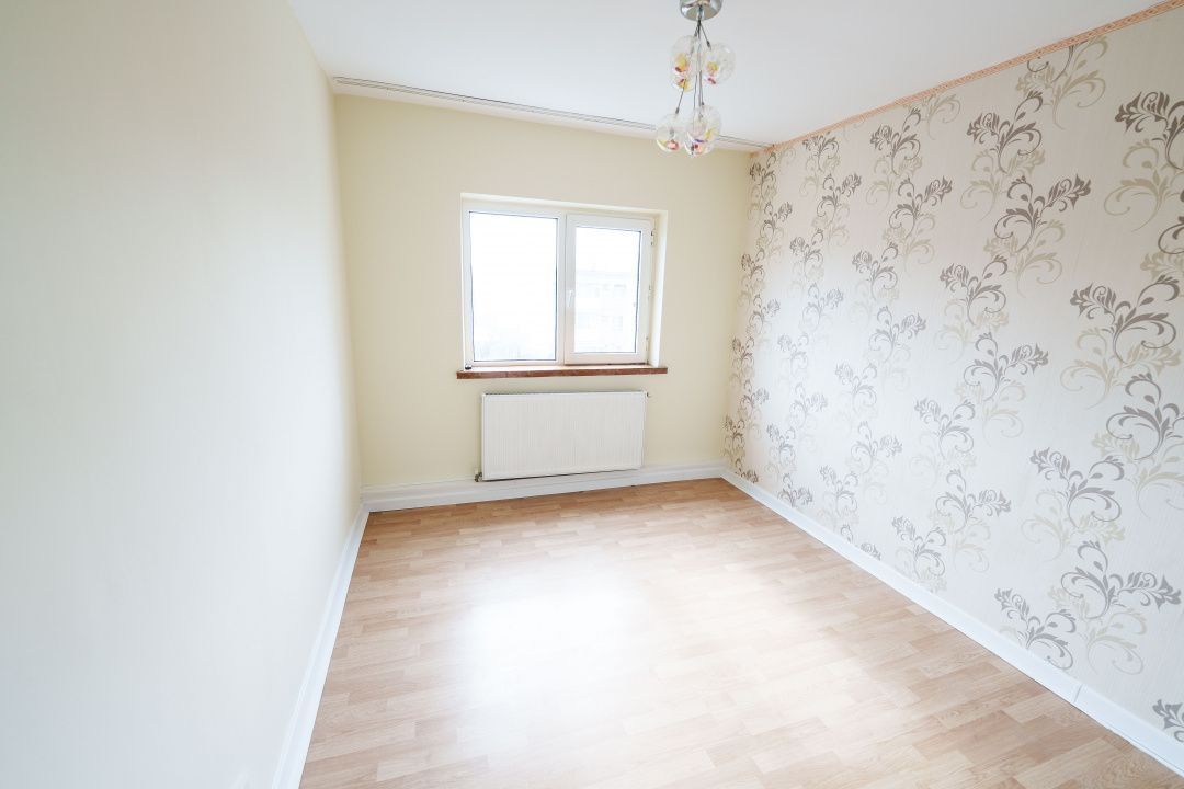 Apartament 4 camere renovat, bilateral, CT, Craiovita Noua - zona Kaufland - Poză 3
