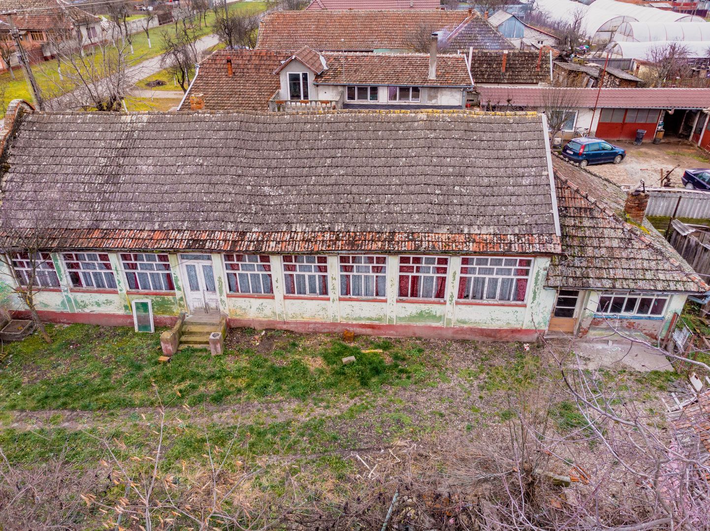 Casă bătrânească cu teren în Felnac - Poză 6