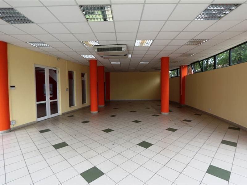 Spațiu comercial de 208mp de închiriat în zona Bogdanestilor - Poză 5