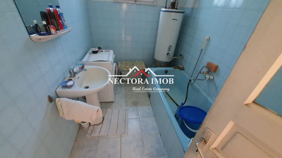 NECTORA IMOB Exclusivitate-Casa cu etaj tip Pensiune, 2300 mp, Soimi - Poză 12