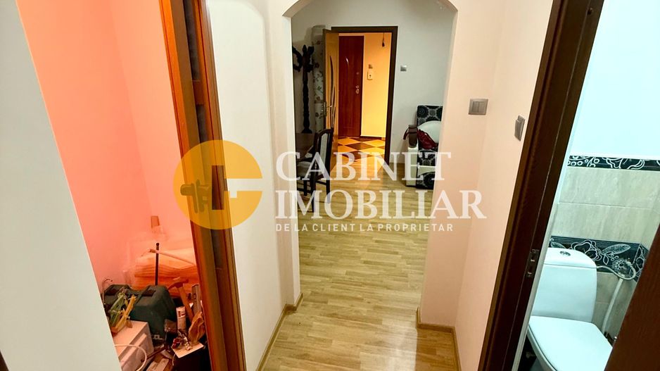 2 Camere Renovat - Etaj 1 - Zona Podu Ros - Poză 10
