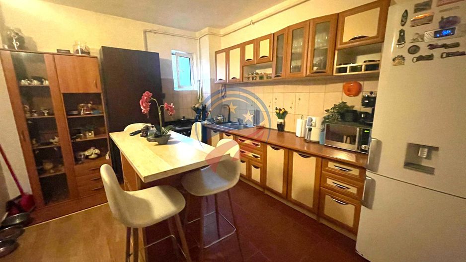 Casa in apropiere de centru 370.000 sau duplex intreg 670.000 euro - Poză 1