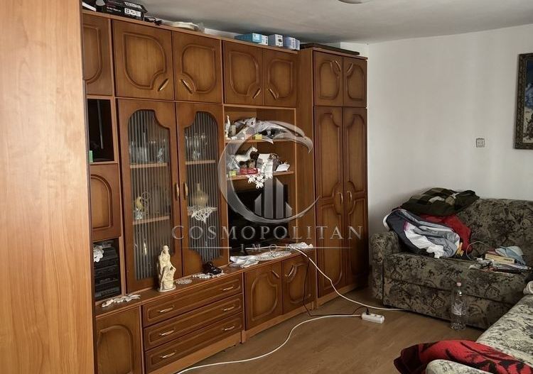 Casa cu 5 camere in zona D. Filipescu Posta teren 400mp Pret: 110.000 neg. - Poză 3