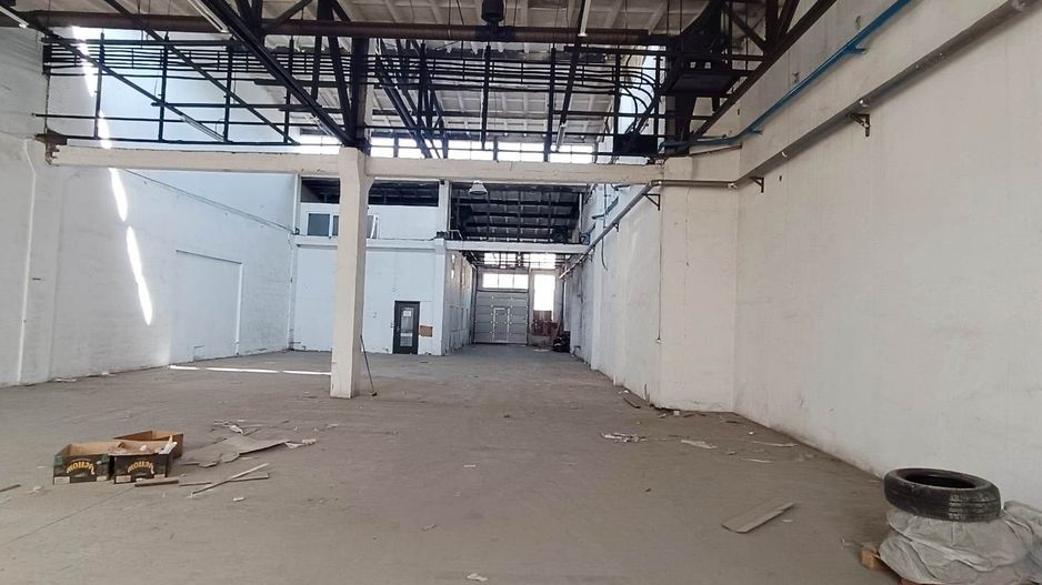 Hala si birouri cu suprafta de 370m-uzina 2 - Poză 1