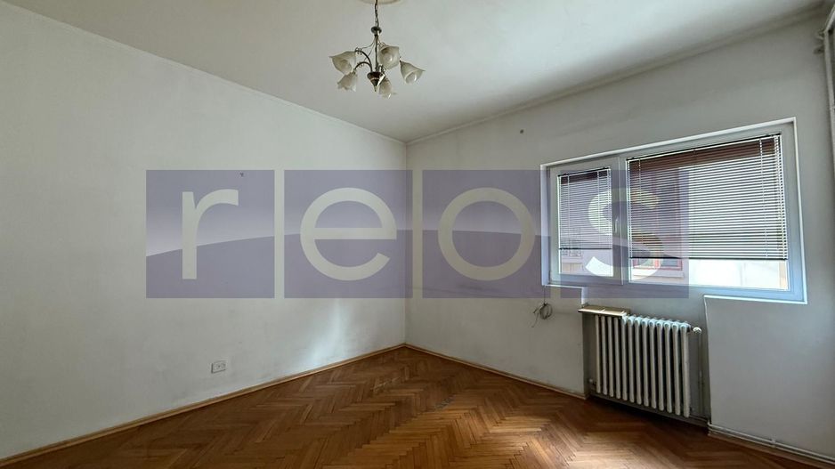 OPORTUNITATE | VANZARE APARTAMENT 2 CAMERE | VILA | 51MP | LOC PARCARE - Poză 1