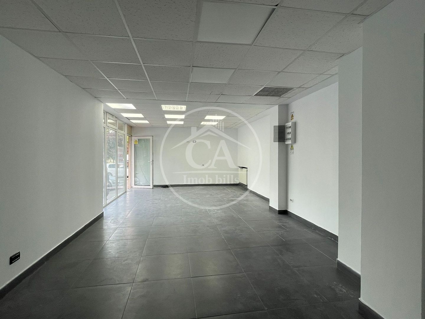 Spațiu comercial de închiriat în zona Ioșia-Nord, Oradea - Poză 1