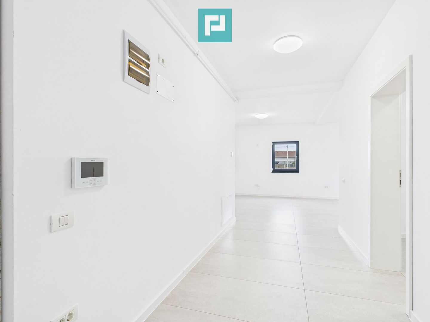 Apartament cu 2 camere, terasă generoasă – Moșnița - Poză 2