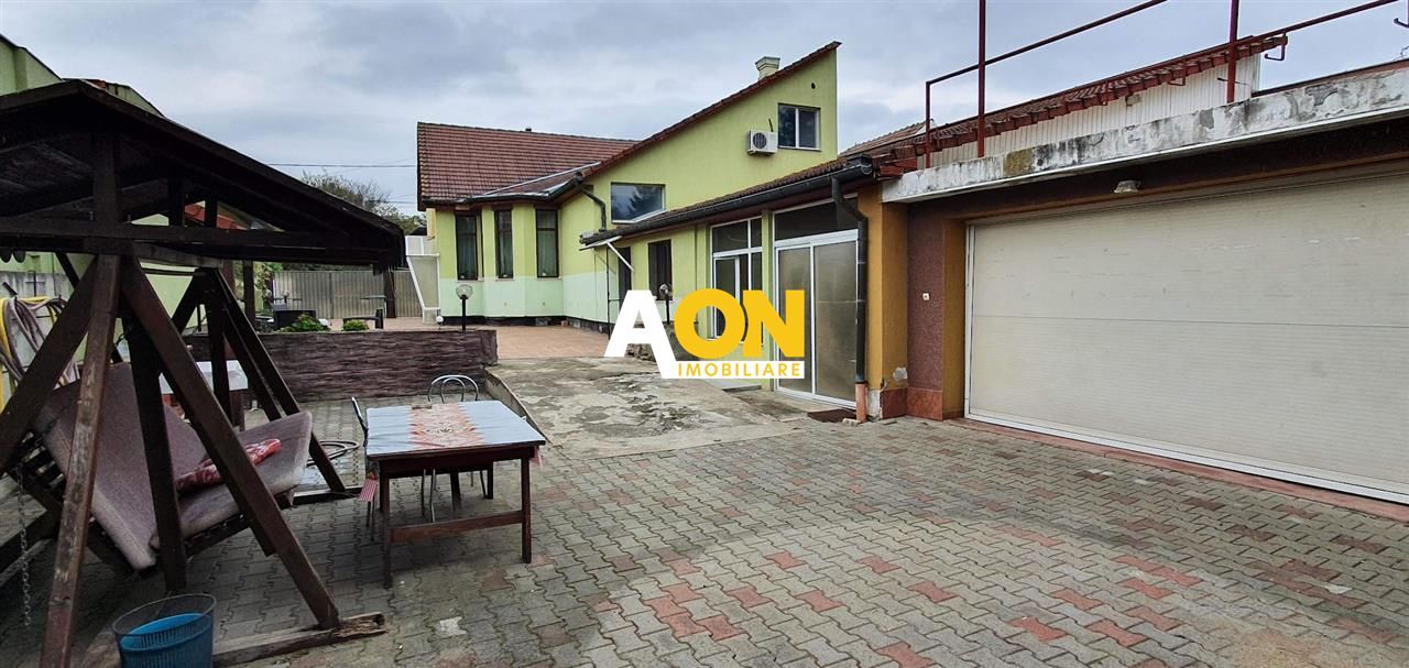 Casa 5 camere cu garaj 1043 mp teren zona Maieri - Poză 3
