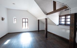 Un loc cu suflet, o poveste de continuat – Casa de vânzare în Centru - Poză 6