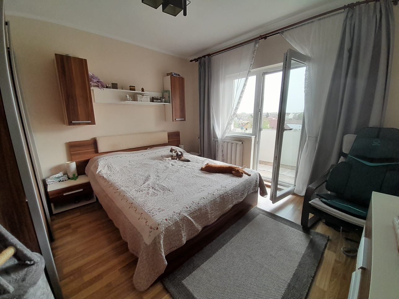 Apartament spatios cu patru camere zona -Bucovina - Poză 19