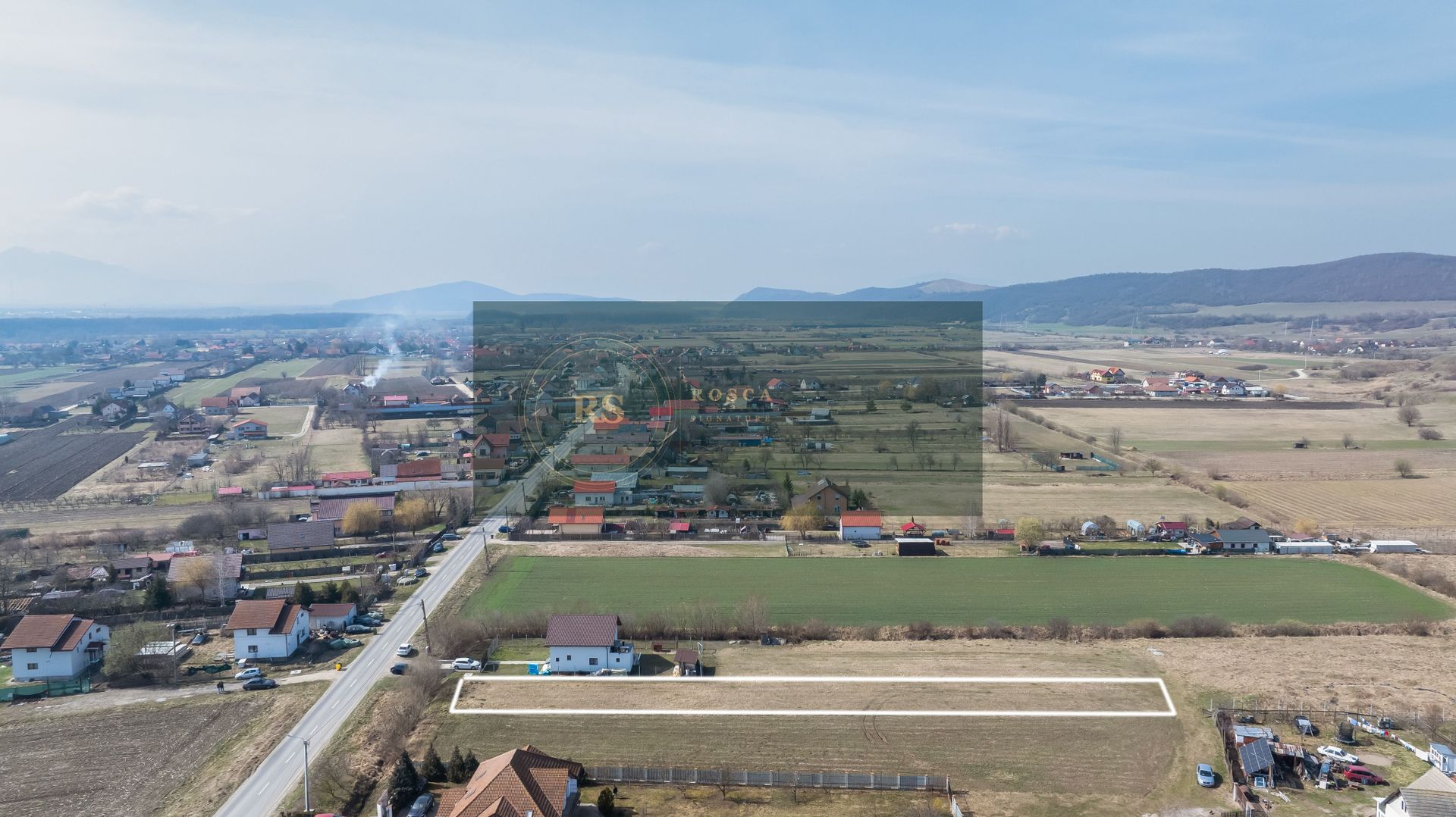 Teren 1000mp Podu Oltului - Poză 1