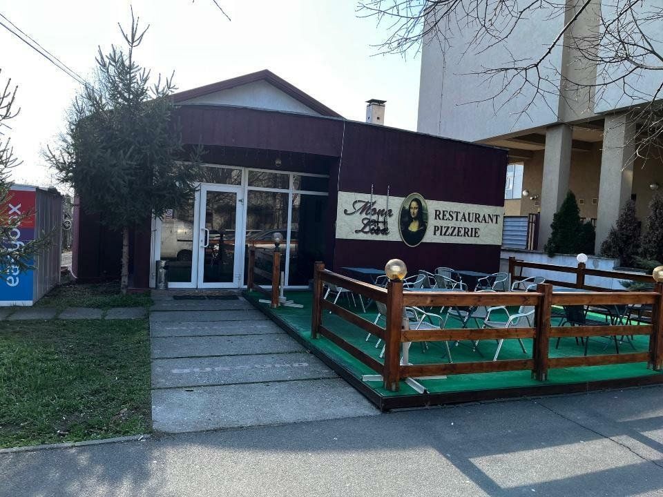 Spaţiu comercial de închiriat/vanzare - Poză 1