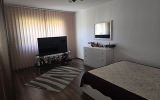 Apartament 3 camere Lipovei, decomandat, 2 balcoane - Poză 2