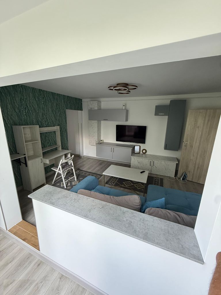 Apartament 3 camere. Bld. Brancoveanu. Aleea Covasna. Cu Centrala proprie. - Poză 8