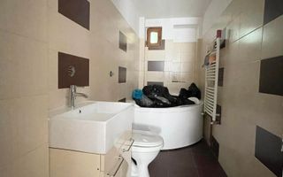 Apartament 3 Camere - Etaj 1 - La casute - Poză 5