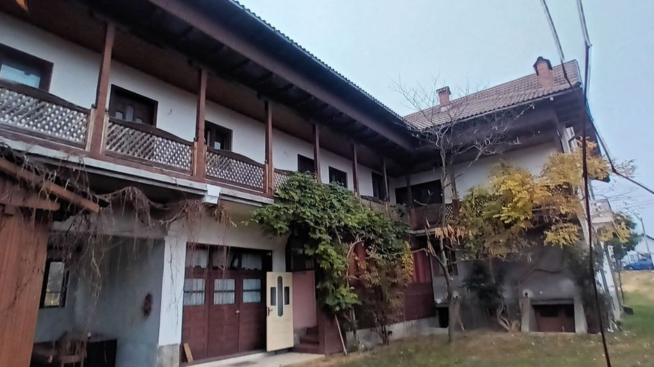 Casa Retevoiesti - Poză 1