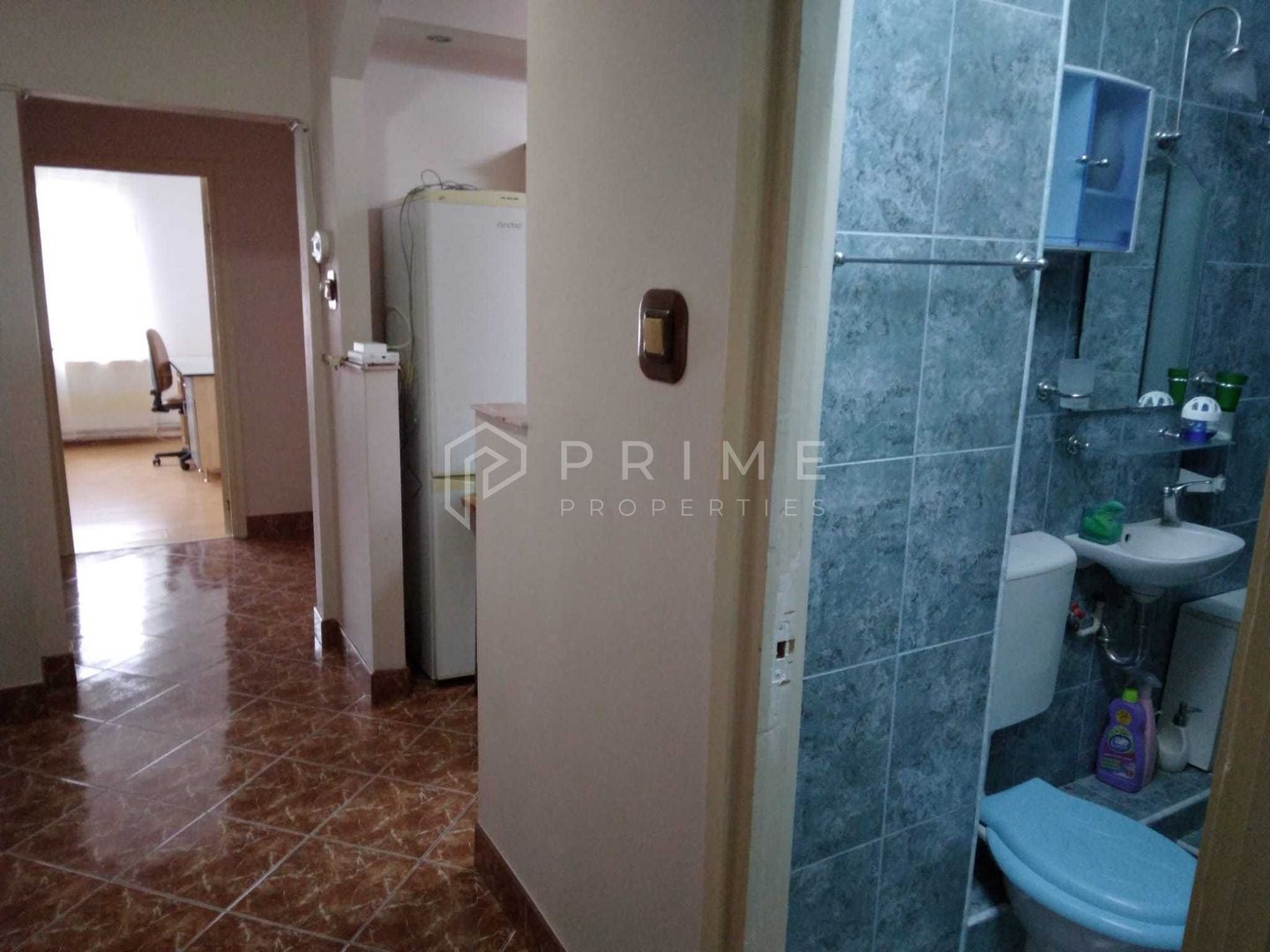 De închiriat: Apartament 3 camere, 2 băi – Zona Tudor - Poză 6