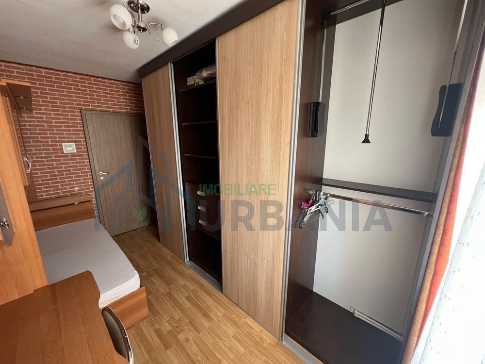 # Inchiriez camera (fata) Ap3 camere Podu Ros Decomandat - Poză 6