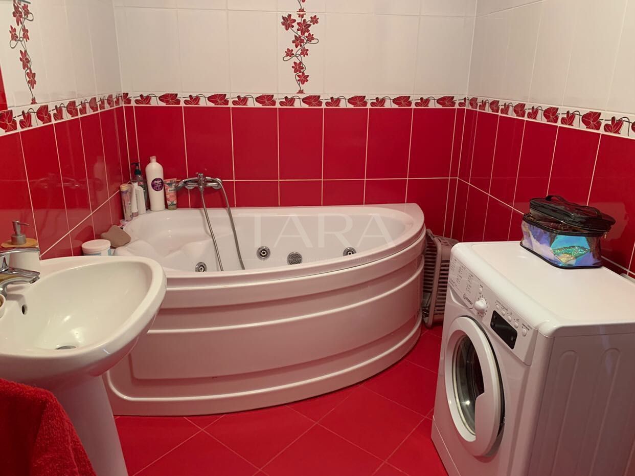 Apartament cu 3 Camere, Mobilat și Utilat, în Floresti. - Poză 7