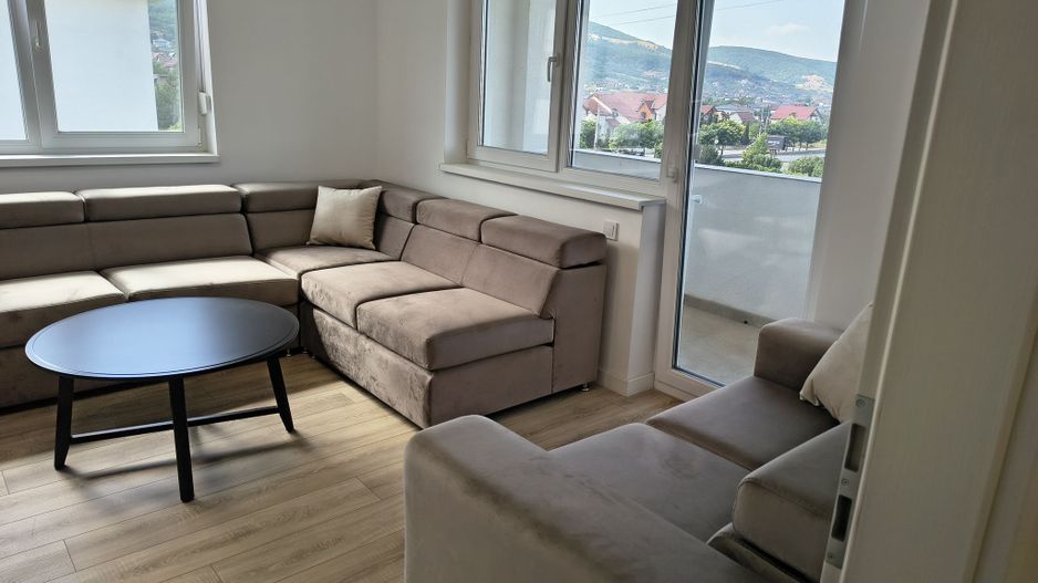 Apartament 3 camere, bloc nou, mobilat și utilat, parcare subterană - Poză 4