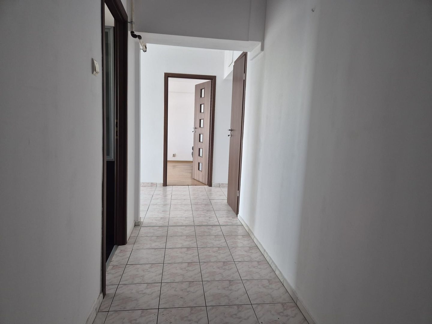 Apartament 4 camere Piata Delfinului  Mega Mall - Poză 8