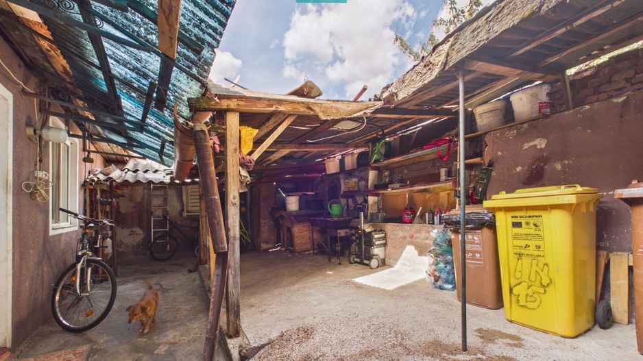 Casă cu 3 camere de vânzare în zona Bujac - Poză 24