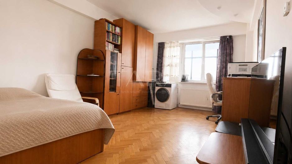 Apartament decomandat cu 2 camere și boxă – Mănăștur, zona Tasnad. - Poză 5