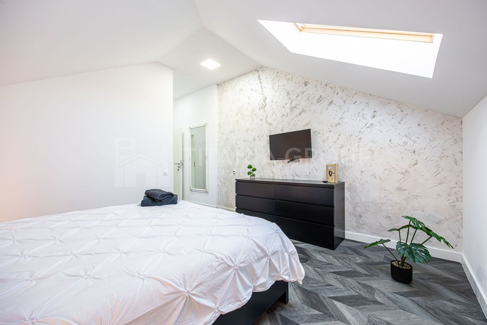 Vila 5 dormitoare | Pensiune | Proprietate versatilă în Marcus, Brașov - Poză 16