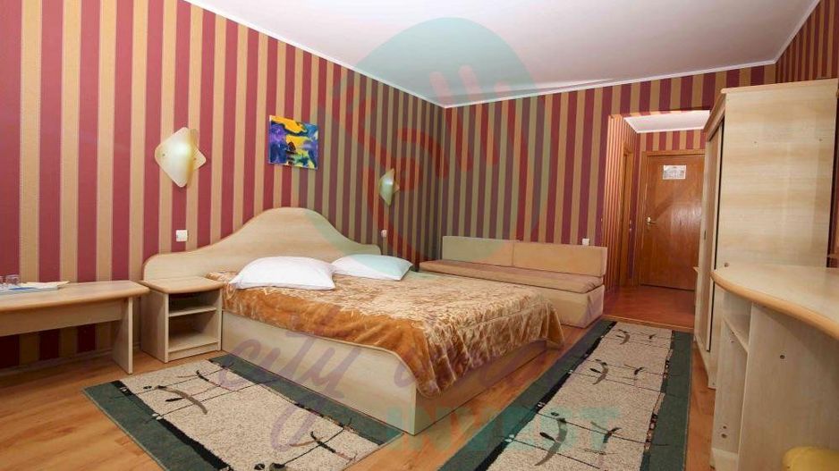 Vila cu 24 de camere cu priveliste superba ideal investitie in PREDEAL - Poză 28