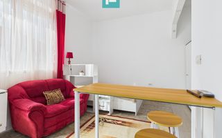 Apartament cochet și modern la casă în Grădiște - Poză 4