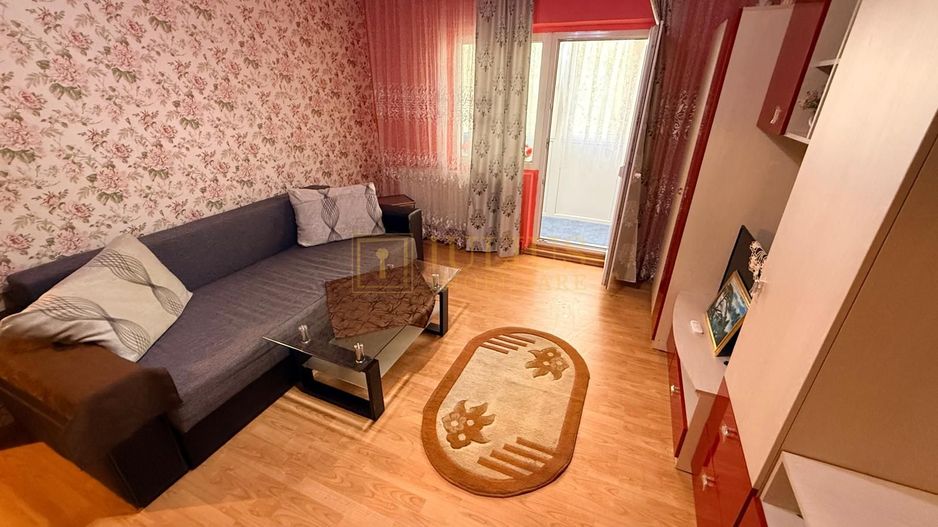 2 camere| zona Lipovei| centrala proprie| apartament frumos| - Poză 2