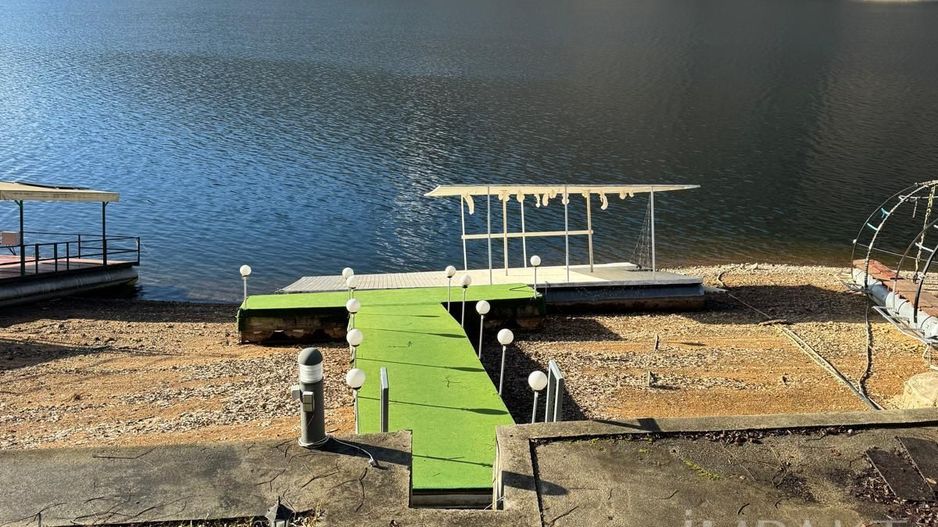 Casa de vacanta pe malul Lacului Tarnita, 650 m2 teren - Poză 2