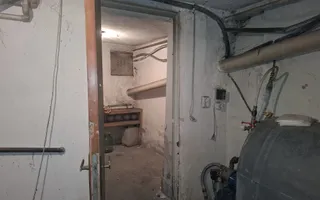 URGENT!, TEREN IN PROPRIETAE, RENOVATA IN 1996, NEGOCIABIL - Poză 15