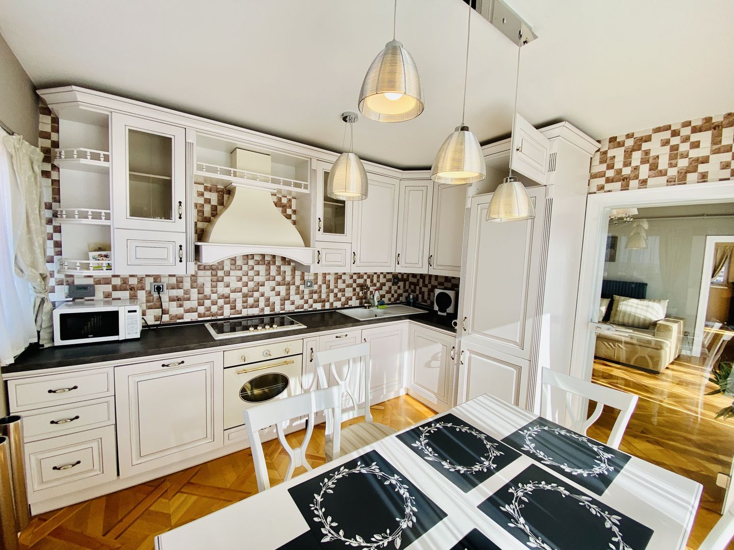Penthouse confort lux,mobilat, utilat, garaj subteran, aer conditionat - Poză 18