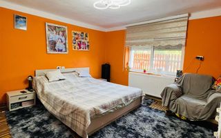 Casa la 20 de Km de Oradea - Poză 1