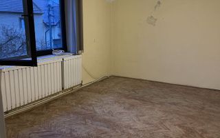 CASǍ DE VÂNZARE în mun. Satu Mare (Zona 14 Mai) - Poză 5