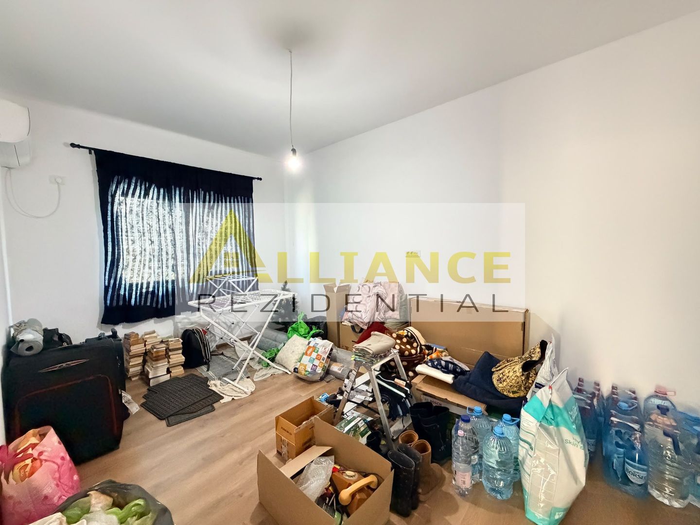 Casa Individuala - 4 camere - 3 bai - 337mp teren - Poză 13
