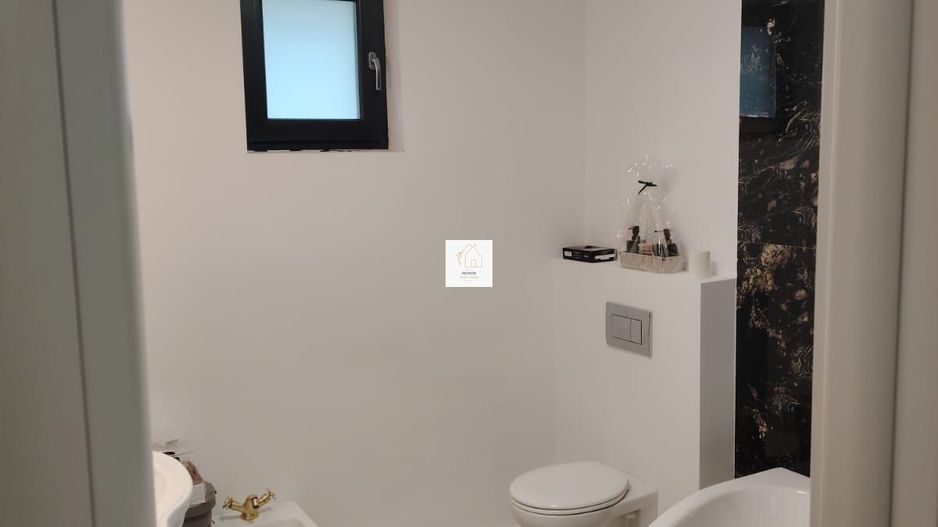 Casa 4 camere Manastirea Crevedia - Poză 14