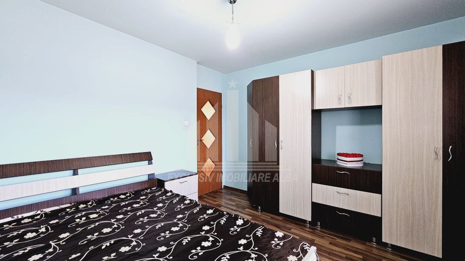 Apartament 3 camere decomandate cu garaj, Tolstoi - Poză 6