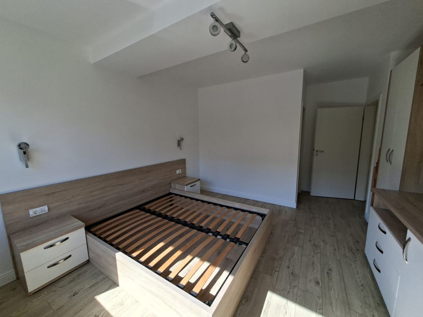 Apartament lux cu 3 camere de vanzare în zona Elisabetin - Poză 26