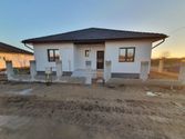 Casa 4 cam.2 băi,1 pivniță 1 dressing,500mp.teren,gard,pavaj - Poză 6