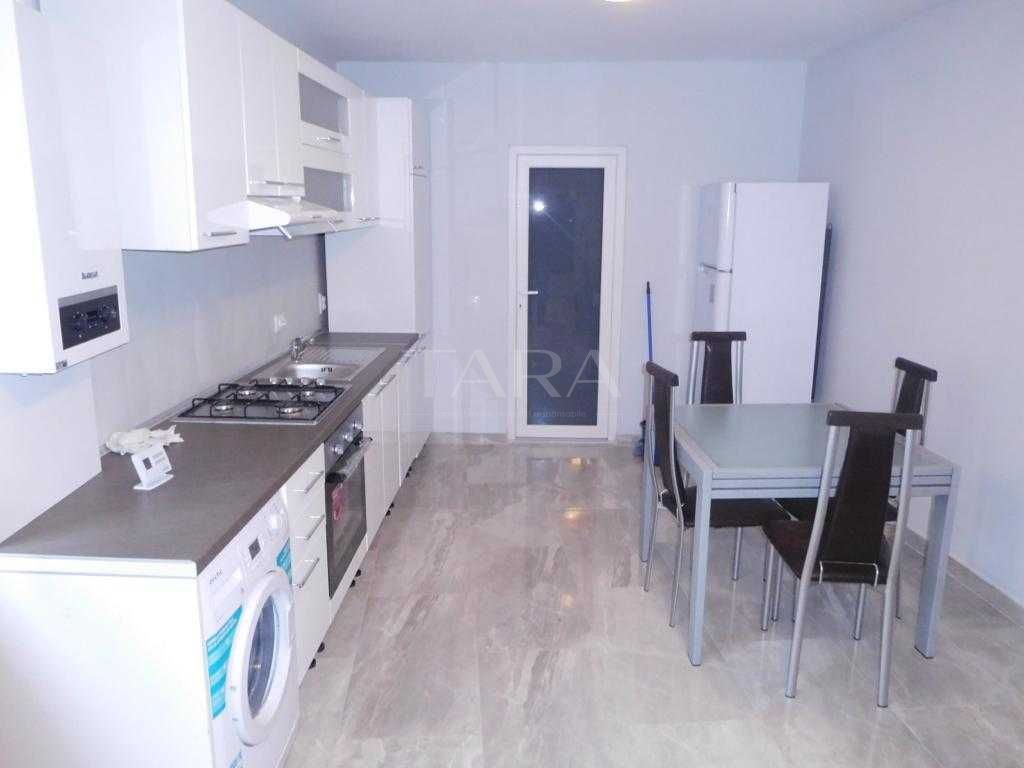 Apartament cu 3 camere ultracentral, zona Piața Unirii, Primăria Cluj-Napoca - Poză 2