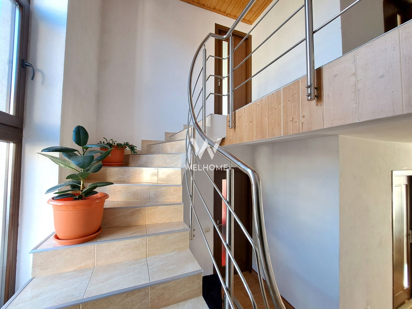 Casa spatioasa si utila,  5 camere, garaj, pivnita  - Sibiu - Poză 12