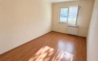 Apartament 3 camere | Zona Hermes | Geam la baie| Decomandat | - Poză 3