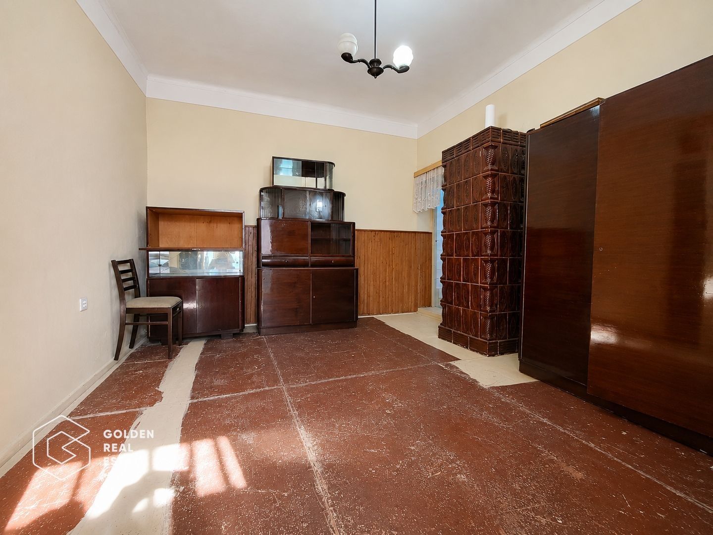 Casa cu teren de 420 mp, localitatea Paulis - Poză 5