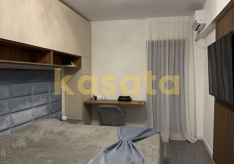 Apartament de inchiriat cu 2 camere și curte privată de 155 mp - Poză 7