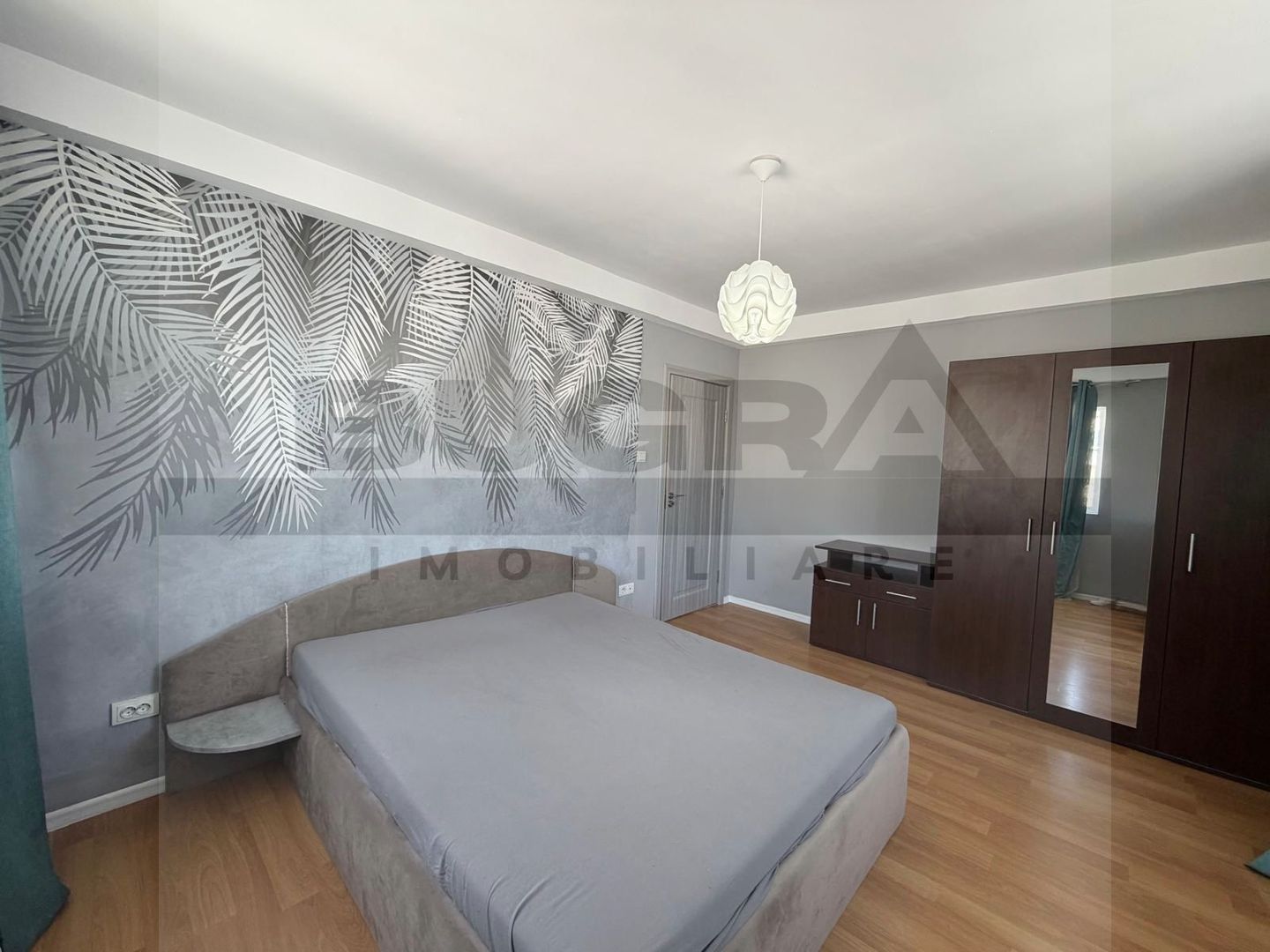 Apartament de 4 camere, modern, 87mp, parcare, zona The Office - Poză 6