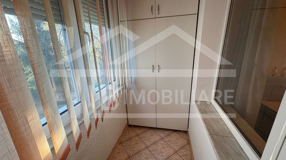 Apartament cu 3 camere, 73mp, Zona Shopping City - Poză 10