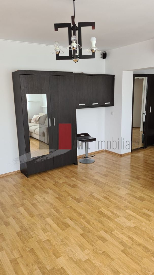 Apartament 2 camere zona Giulesti - loc de parcare inclus - Poză 9
