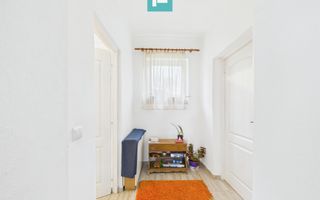 Casă renovată în localitatea Lazuri, Arad - Poză 7